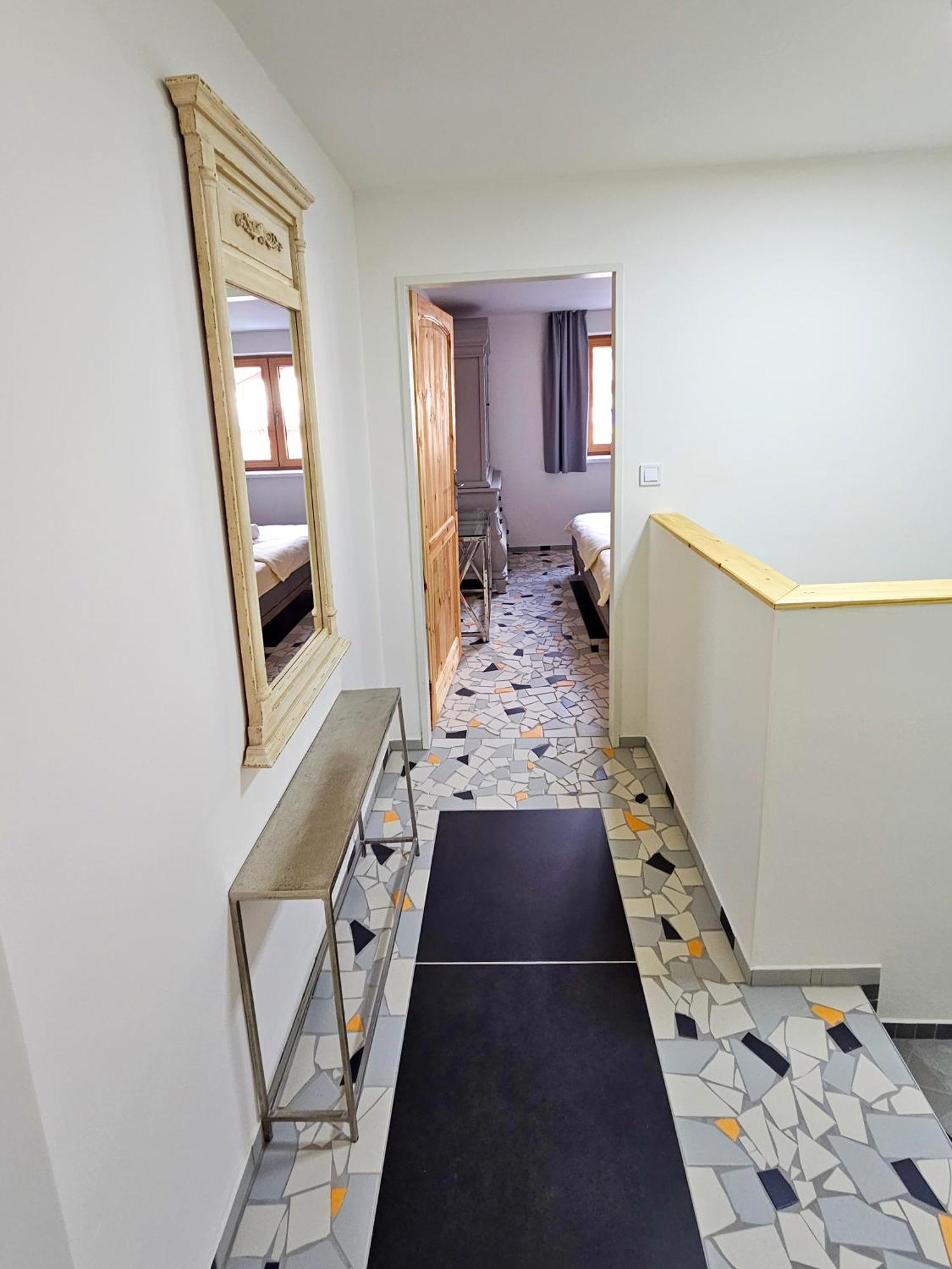 Klatovska Apartment *